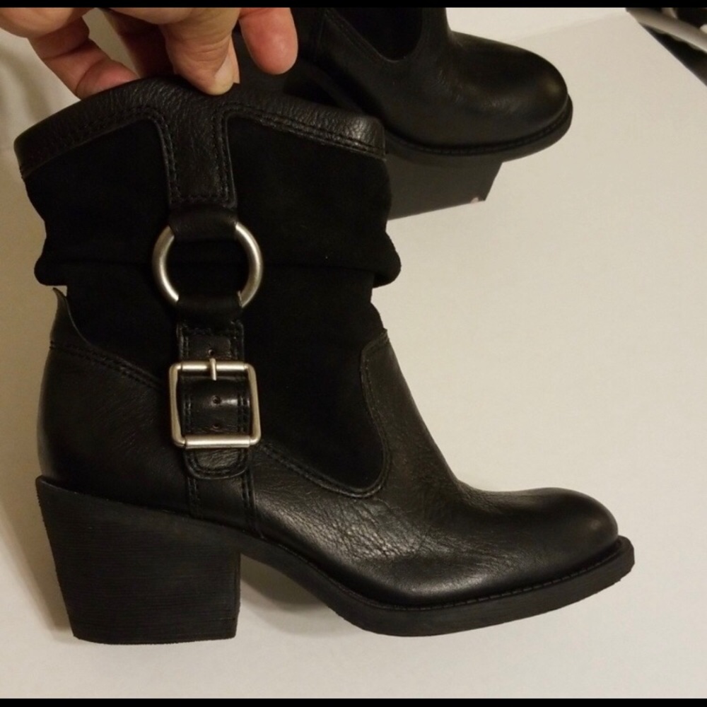 Like New Lucky Brand Boots, 6.5 - Picture 3 of 8